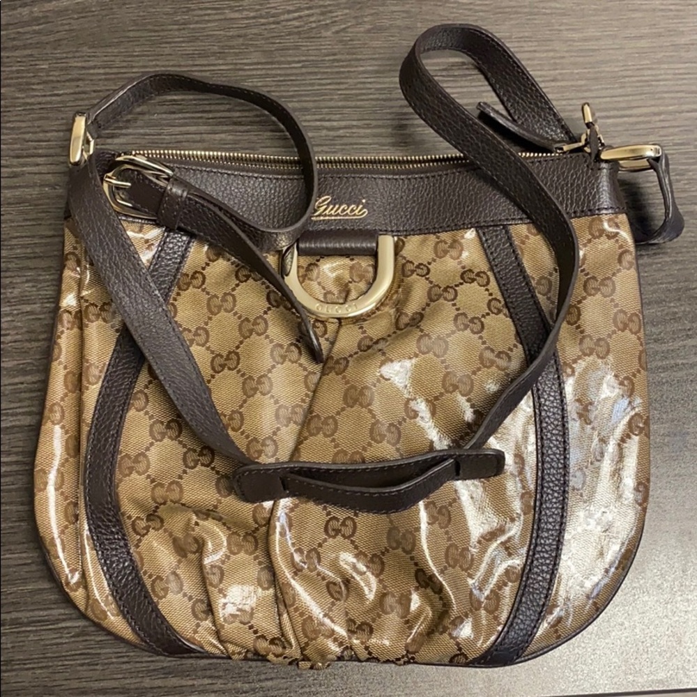 Gucci leather and patent leather cross body